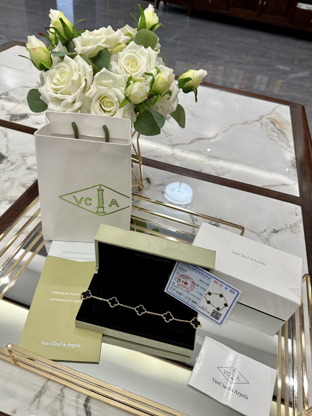 VAN CLEEF ARPELS jewelry model 14